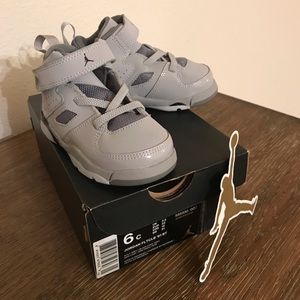 Jordan’s Fly Club ‘91 (Gray)